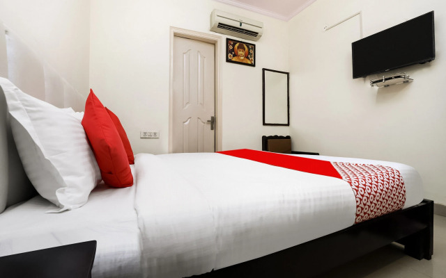 OYO 24436 Ramji 7 Grand