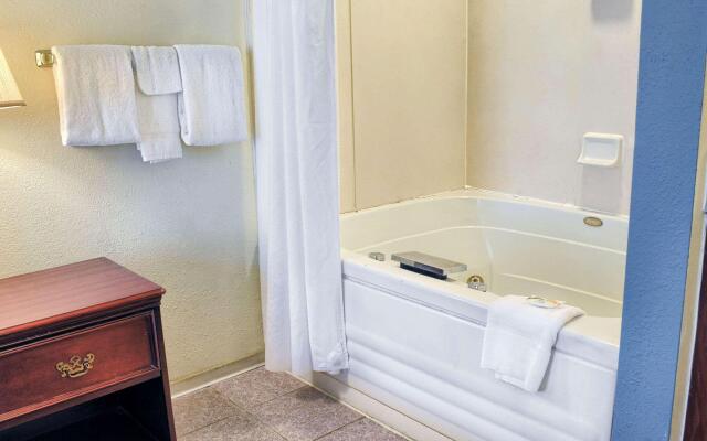 Quality Inn Thornburg