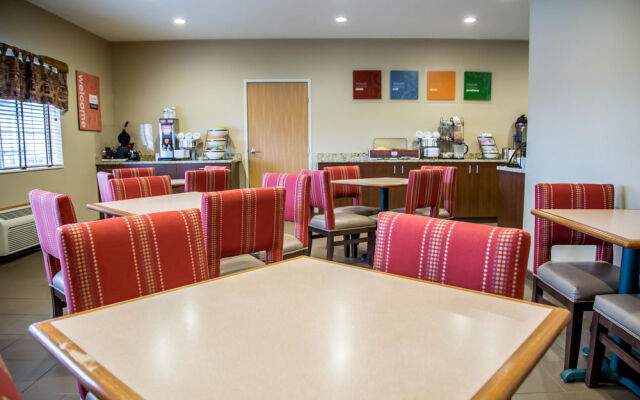 Comfort Inn & Suites Riverview