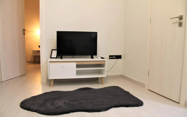 Polyxenia’s Πλησίον Υγεία - Μητέρα - Ιασώ - ΟΑΚΑ