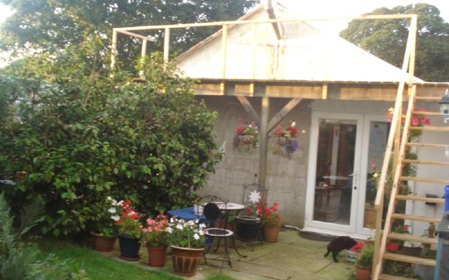 Plas Llangaffo Farmhouse