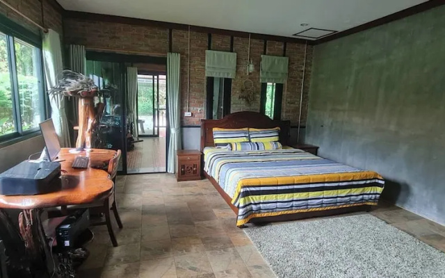 Peaceful House Surrounding by Nature Krabi Province