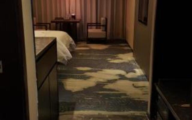 Star Bay Intelnational Hotel