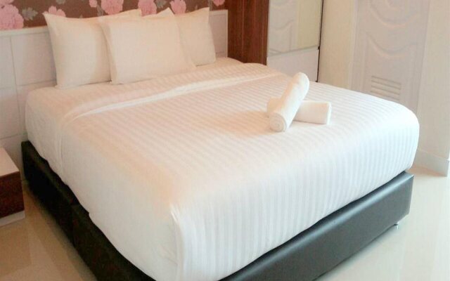 The Living Hotel at Surat Thani