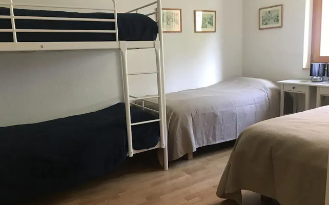 Authentic Apartment With Mountain View
