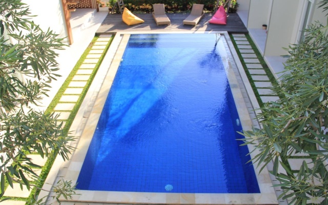 The Vinhill Studio Bali – Pool – Denpasar