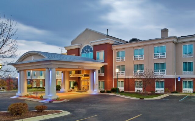 Holiday Inn Express Hotel & Suites Grand Rapids-North, an IHG Hotel