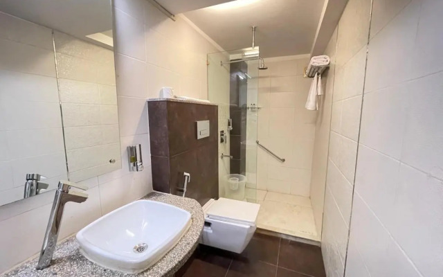 Surasena Regal Vista Agra