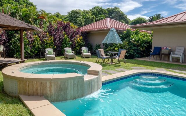 Villa Quatro - Five Bedroom House