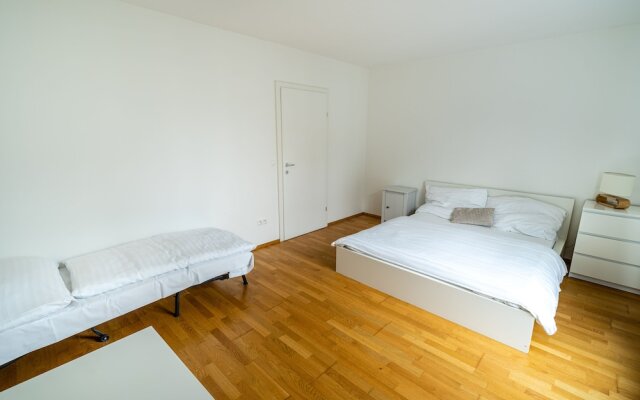 Ambiente Serviced Apartments s.r.o.