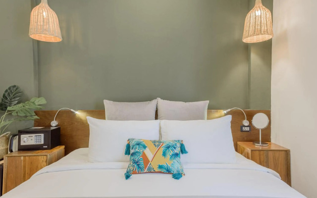 YOLO Bangkok Boutique Hotel