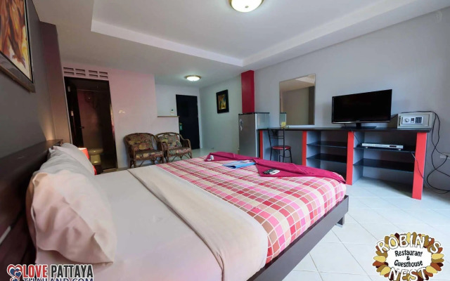 Robin’s Nest Guesthouse & Restaurant