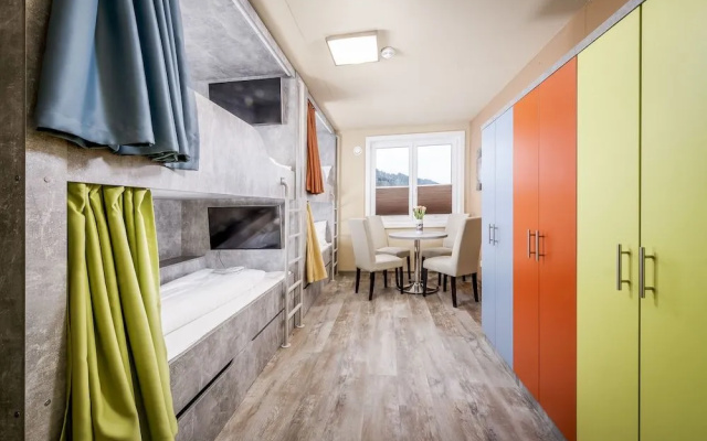 Cubo Sport & Art Hotel