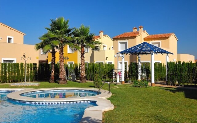 Oliva Nova Golf Apartamentos y Villas