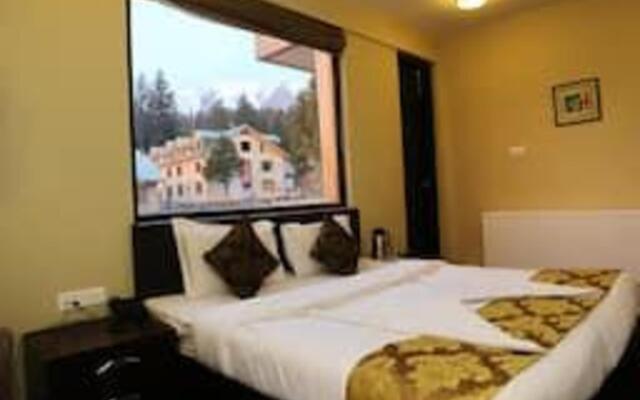 Hotel Pine Spring Gulmarg