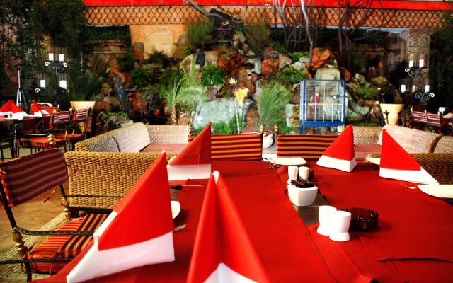 Prahova Plaza Hotel