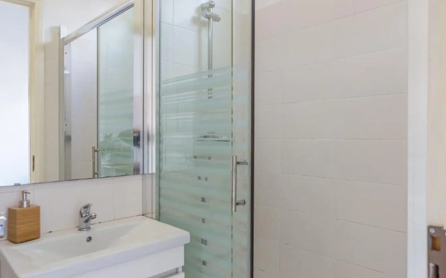 1 Bedroom Apartment in Moscavide - Lisbon