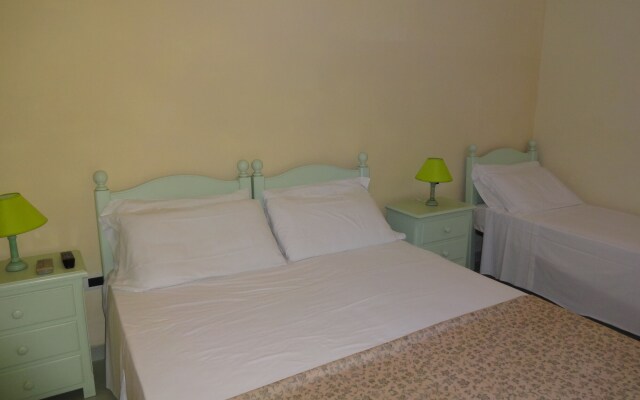 Geranio Rosso Hotel & Restaurant