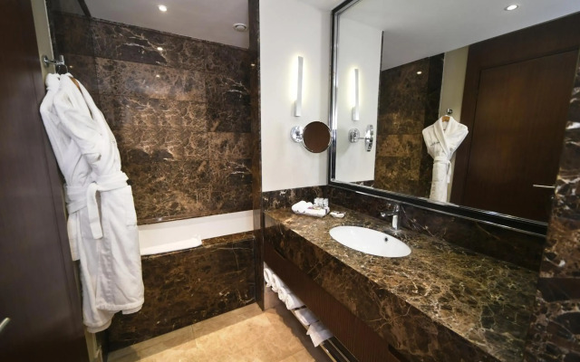 Mercure Istanbul West Hotel and Convention Center