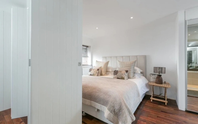 Stylish 1-bedroom Apt Close to Princes Street