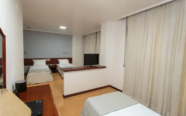 Fast 10 City Hotel