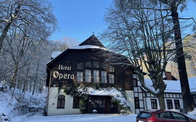 Hotel Opera