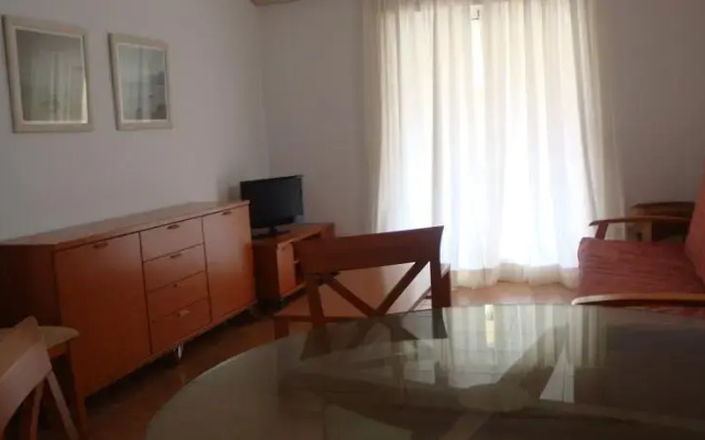 Apartamentos La Giralda