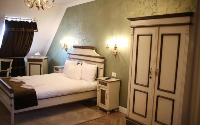 Artisans Boutique Villa