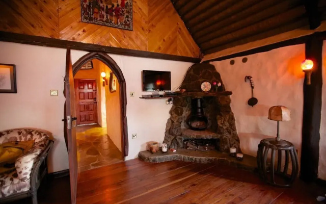 Leleshwa Retreat