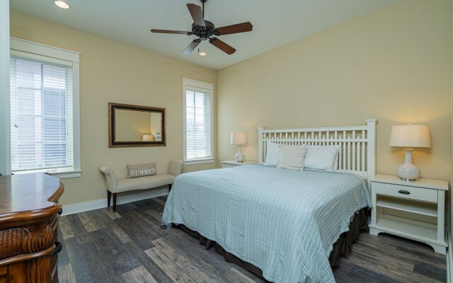 Sandestin Bungalo 38: Beach, Golf, & Fun!