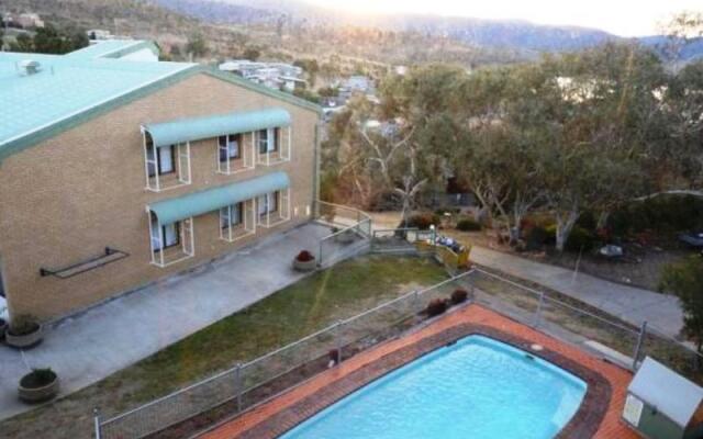 Kirwan 27 - Holiday Apartment