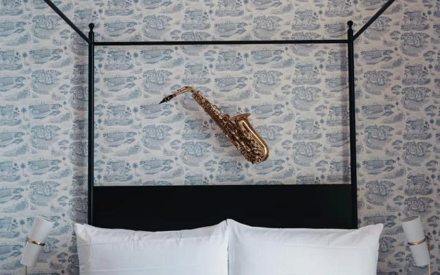 Henry Howard Hotel