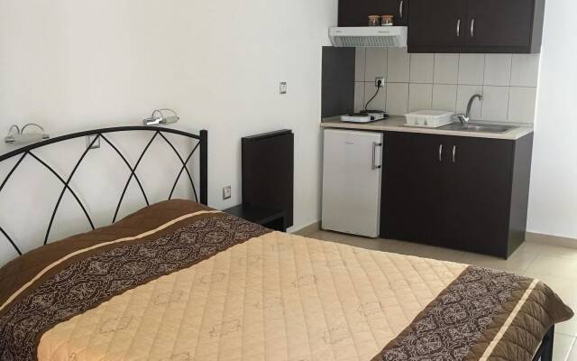Vicky Rooms