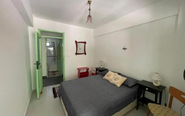 Lovely 2 bedroom house in the heart of the city