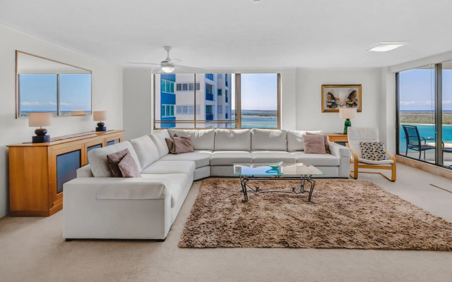 Beaconlea Tower Apartments