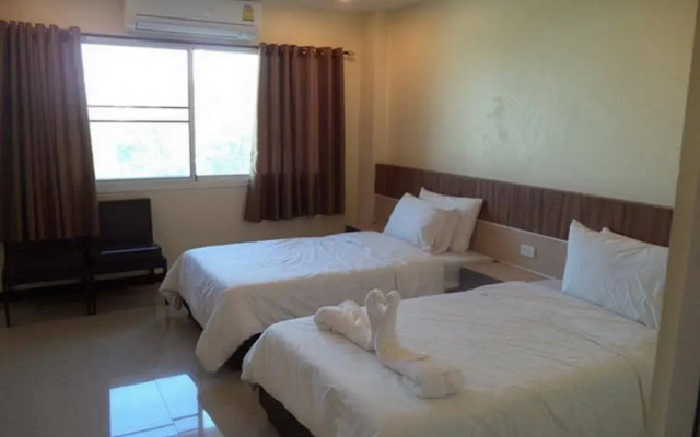 Sirichai Hotel