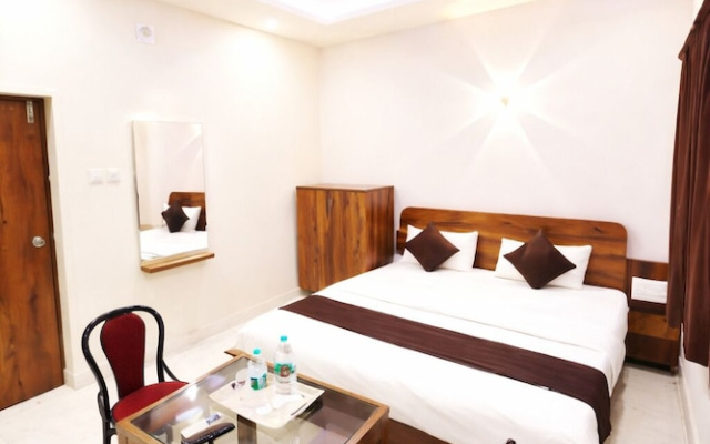 Hotel Blueee Sagar Near Golden Sea Beach