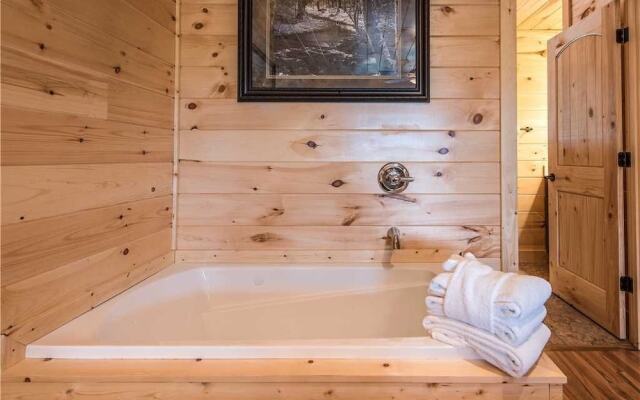 Smoky Mountain Dream - Five Bedroom Cabin