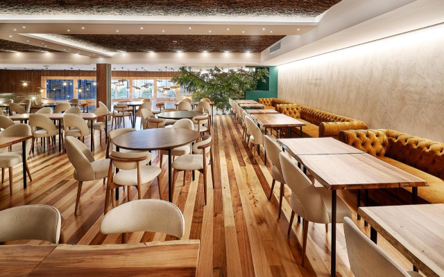 The Log Porto Hotel by Piamonte Hotels