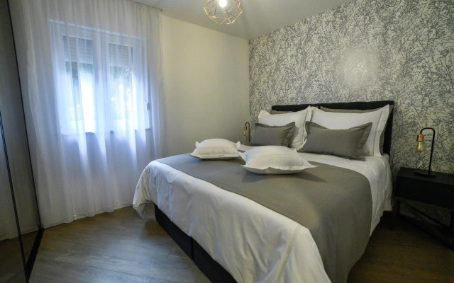 Luxury Apartment Knezovic
