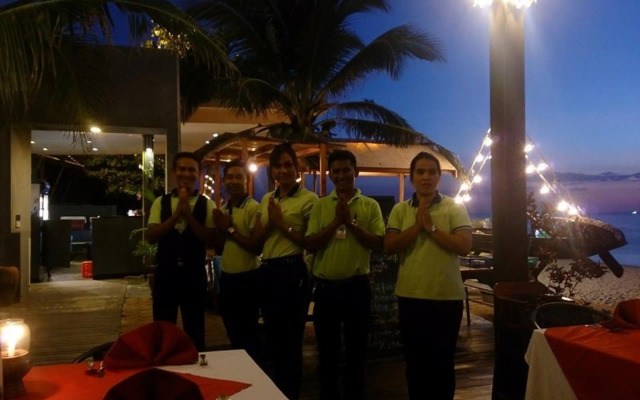 Nakara Long Beach Resort