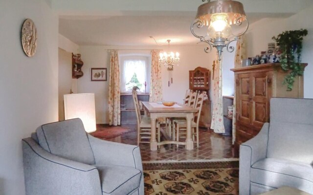 Nice Home in Oos With 3 Bedrooms and Wifi