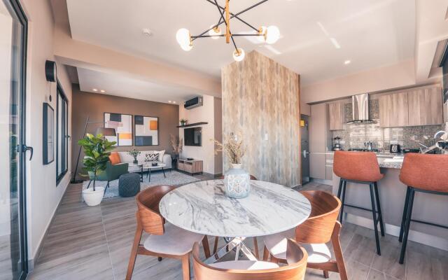Breakfast Included at Regatta Living 802