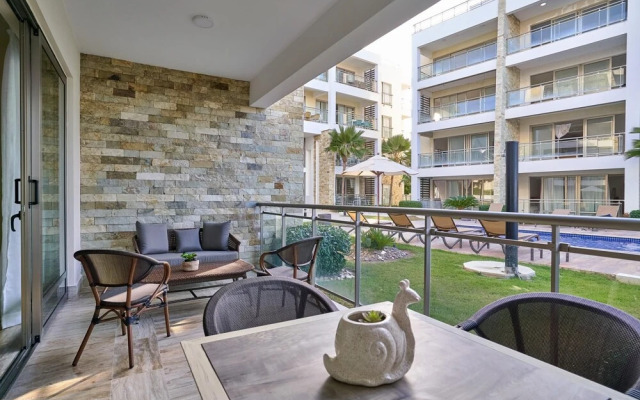 Luxury Beach Condo With Pool View Bh-102