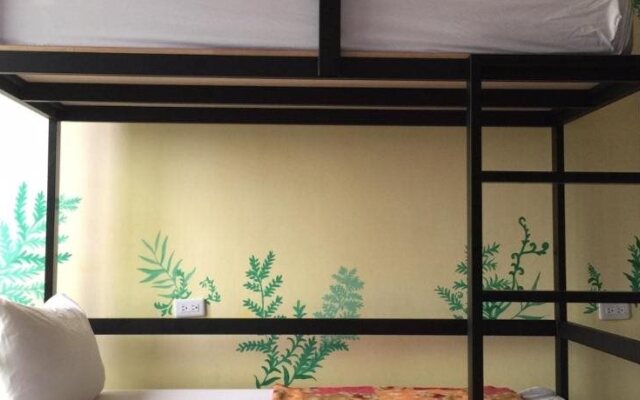 The Way Hostel & Bar