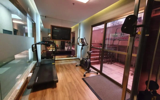 Copacabana e Ipanema, a 200 metros do MAR