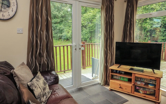 The Brambles 17 - Conkers Lodge