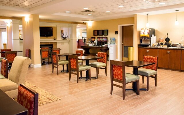 Hampton Inn Columbus-North