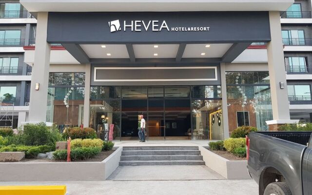 Hevea Hotel & Resort