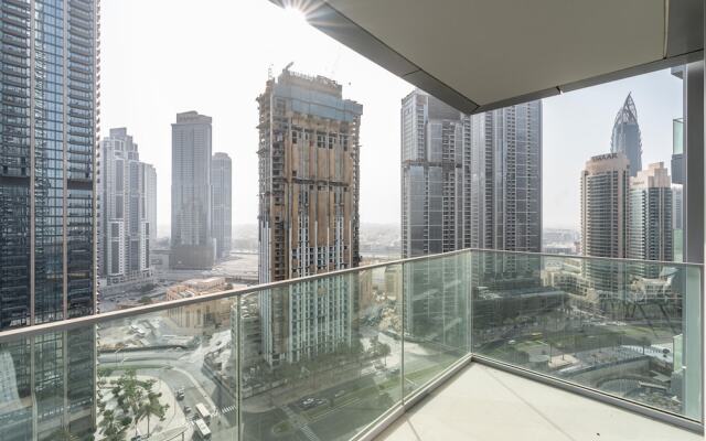 Whitesage - Modern and Unique Apartment with Fountain Views